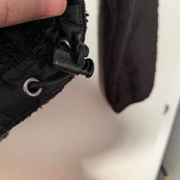 The North Face women's black Osito fuzzy fleece full zip up jacket Small - Picture 8 of 13